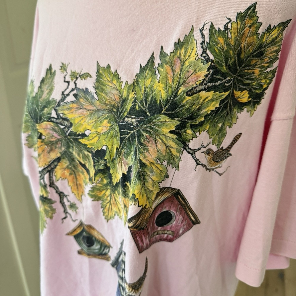 Vintage 90s Birdhouse Print T-Shirt Size XL Single Stitch Pink Grannycore‎ Best